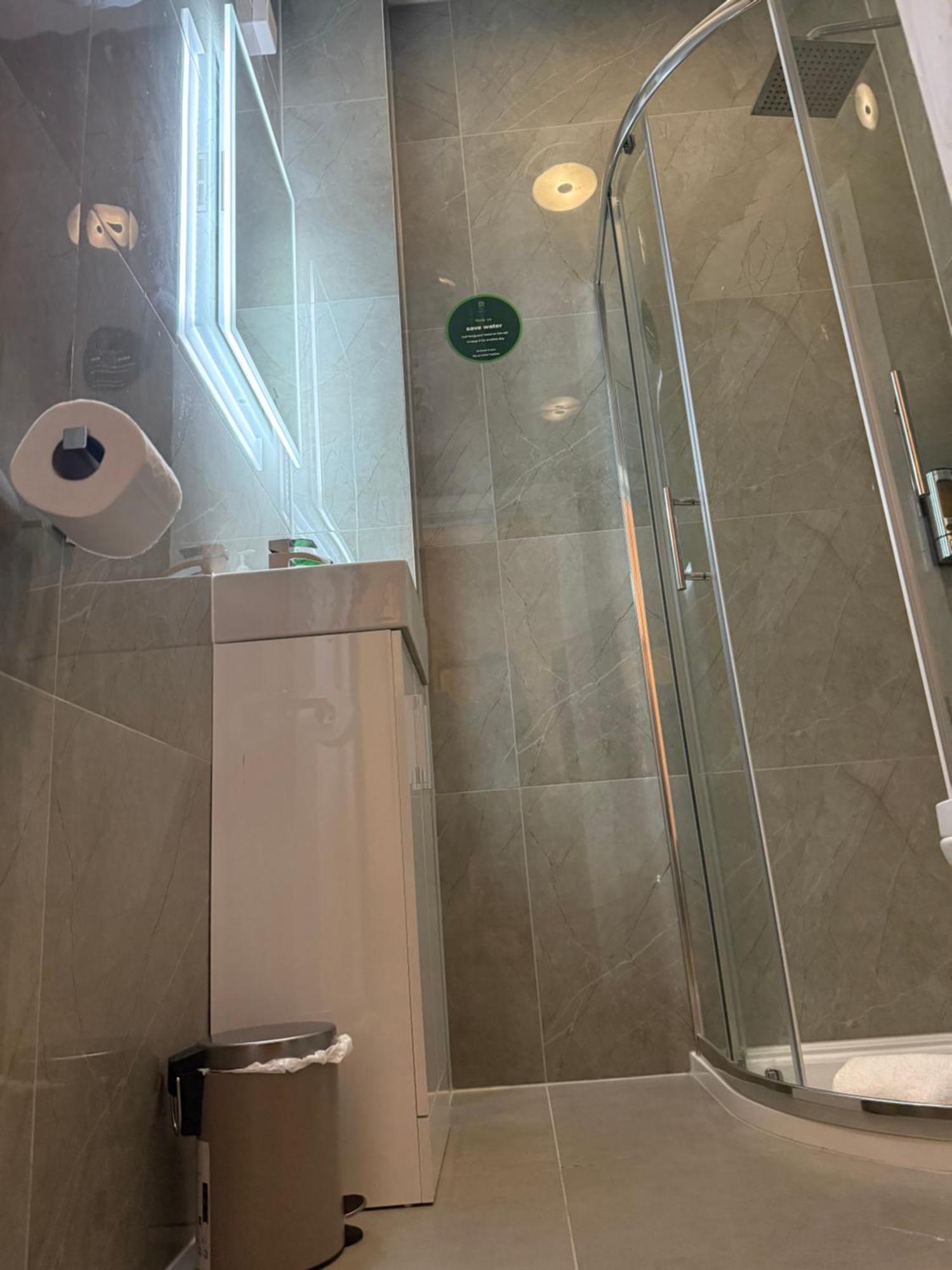 Green Ariana Hotel - Near Wembley And Central London Exterior photo